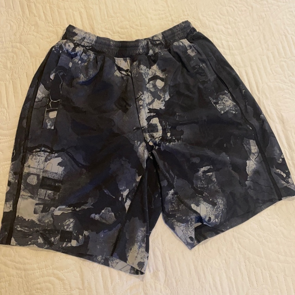 Lululemon Pace Breaker Shorts w/ Liner 9”